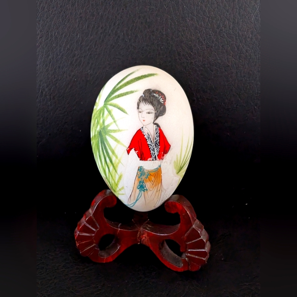 Hand Painted Stone Egg on Stand Japanese Theme 2.5”